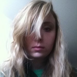 Meet your Posher, Alyssa