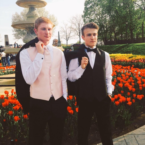 Meet your Posher, Alexander - Picture 1 of 1