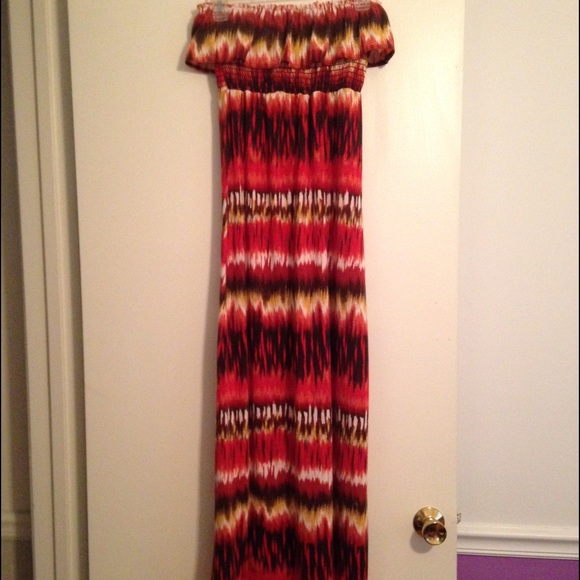 Maxi strapless dress