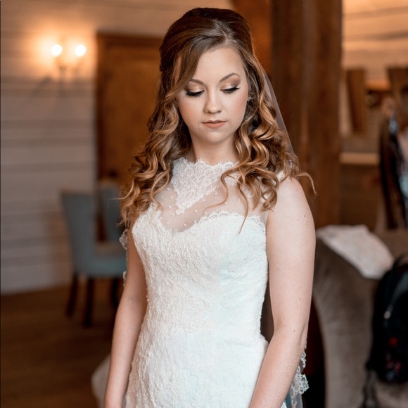 Meet your Posher, Hanna - Picture 1 of 3