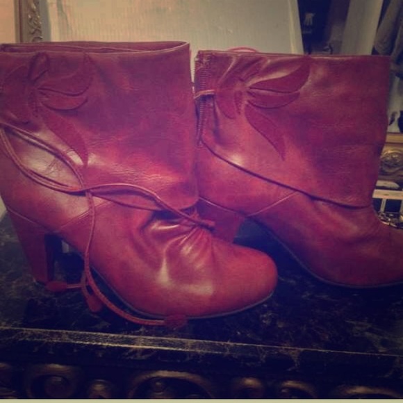 Red sexy boots