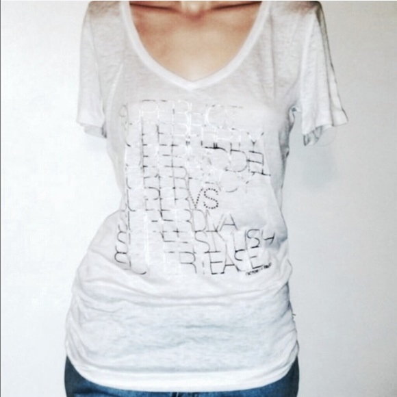 Victoria's Secrets Supermodel Essentials White Tee - Picture 1 of 3
