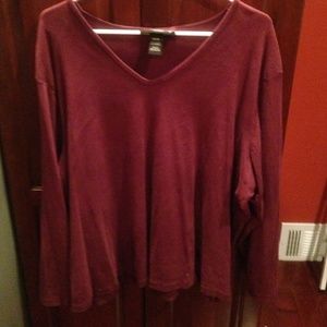 Comfortable long sleeve top plus size