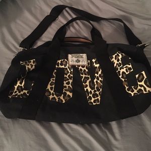 Vs duffle bag