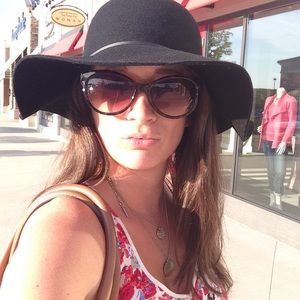 Meet your Posher, Erin