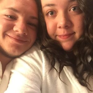 Meet your Posher, Hailee