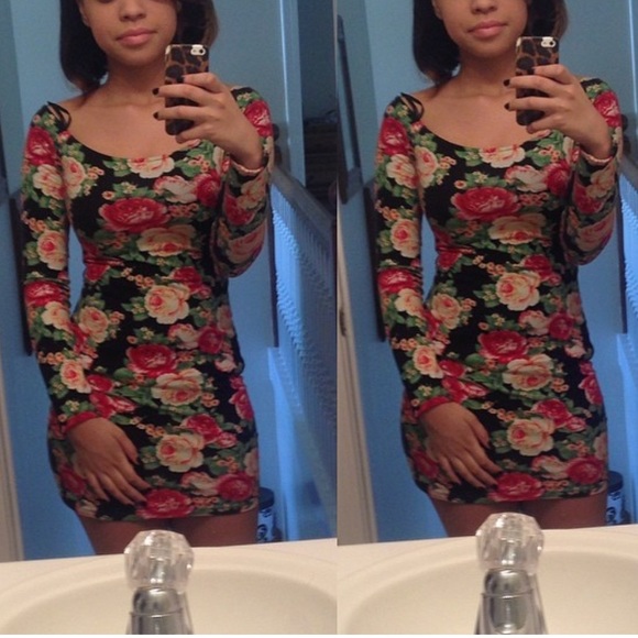 Floral print dress 🌺🌸