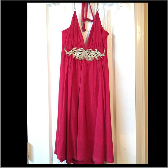 💋 Sale! Red rhinestone detail halter dress. Sz S