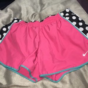 NIKE SHORTS!