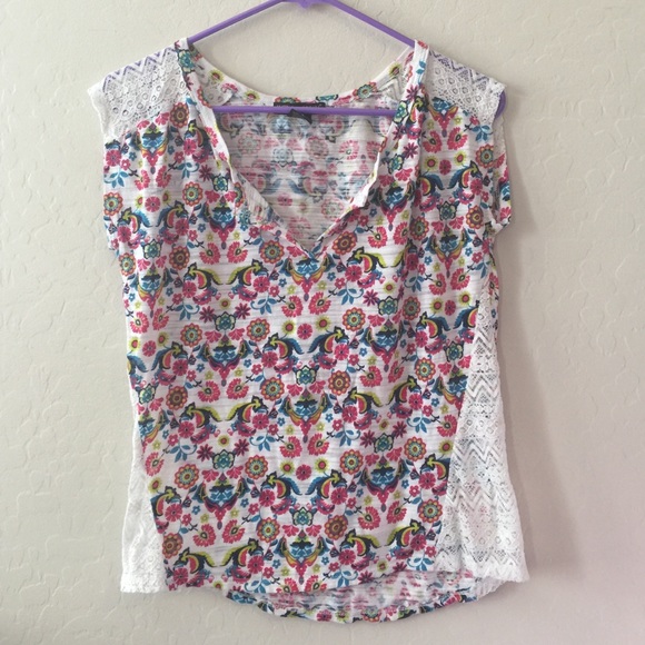 White and multi-color paisley top with lace sides