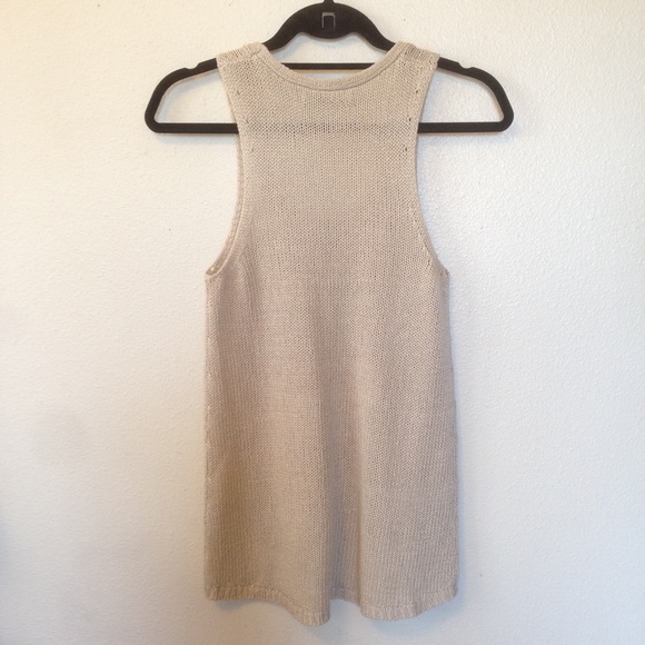 ‼️LAST CHANCE‼️ knit sweater tank - Picture 2 of 4