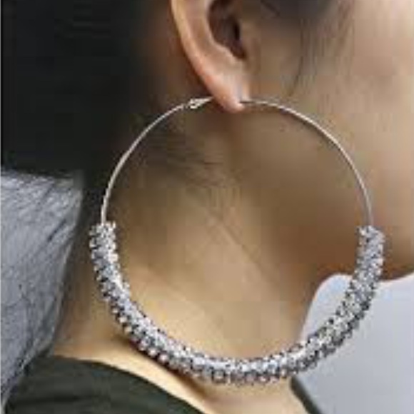 💋Sale Celeb Style Oversized Rhinestone Earrings - Picture 2 of 3