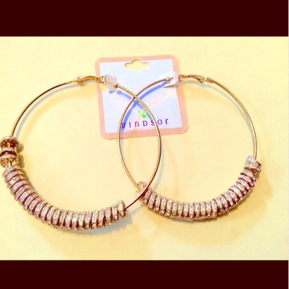 πSale Celeb Style Oversized Rhinestone Earrings - Picture 3 of 3