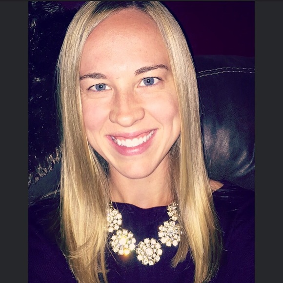 Meet your Posher, Lauren - Picture 1 of 1