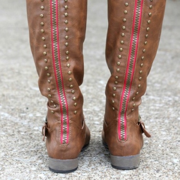Boots 6.5