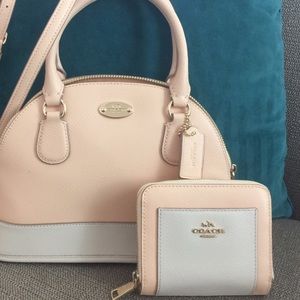 Coach pocketbook and matching wallet