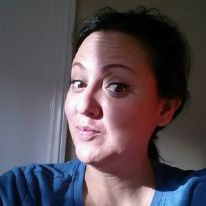 Meet your Posher, Isabel