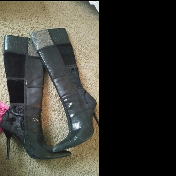 Boots - Picture 2 of 4