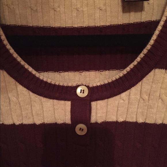 Donated. Vintage Comfy & Casual Sweater by Liz Claiborne! - Picture 3 of 4