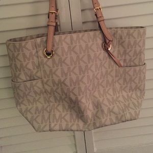 Michael Kors MK Print Tote