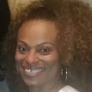 Meet your Posher, Derita