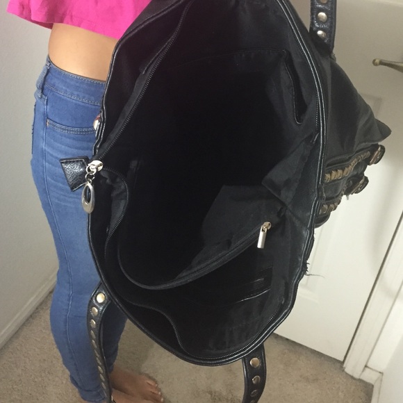 Handbag - Picture 3 of 4