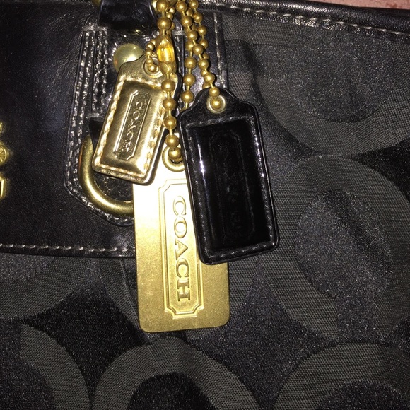 Coach Tote - Picture 3 of 4