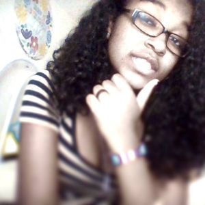 Meet your Posher, Maya