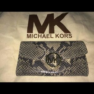 Michael Kors wallet