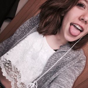 Meet your Posher, Karly