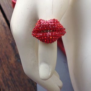Red Crystal Lip Ring