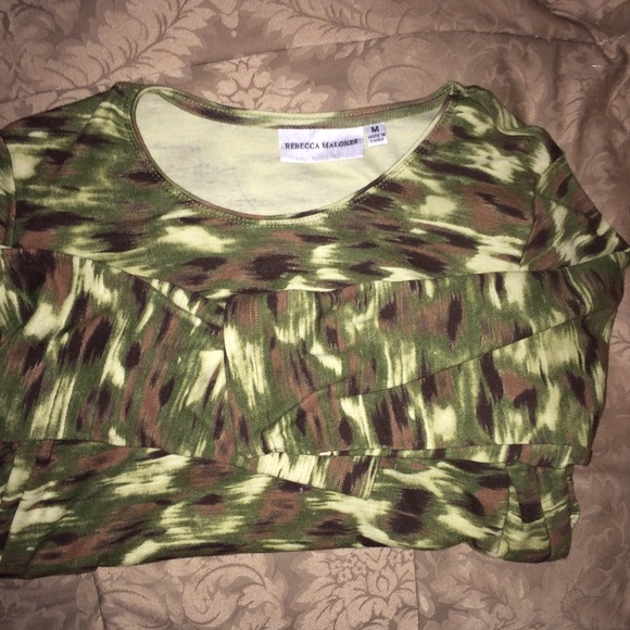 PRICE REDUCED!!! Women's 3/4 length sleeve top