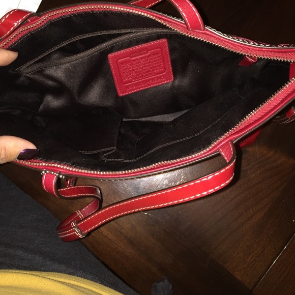 Red Coach signature stitch patten leather tote - Picture 3 of 3