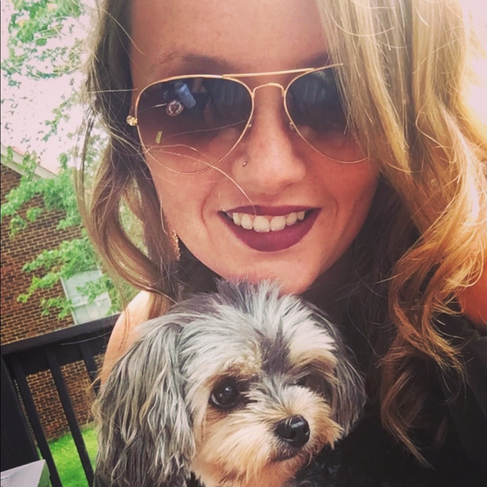 Meet your Posher, Jade