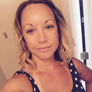 Meet your Posher, Desiree