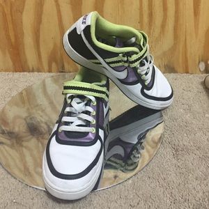 Nike low sneakers