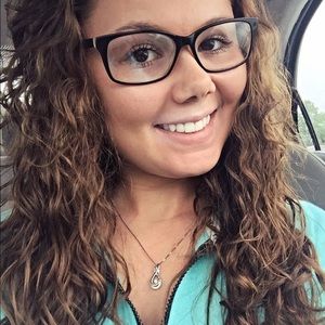 Meet your Posher, Kristin