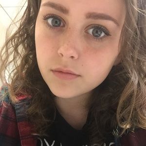 Meet your Posher, Kylee