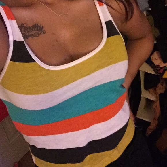 Crop top tee - Picture 1 of 1