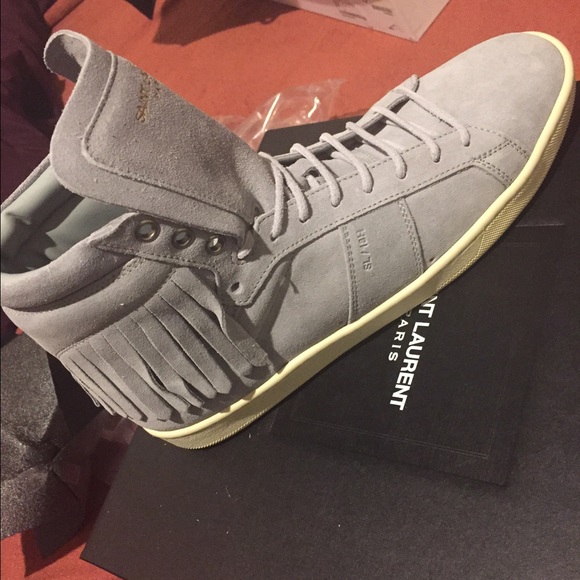 Never worn