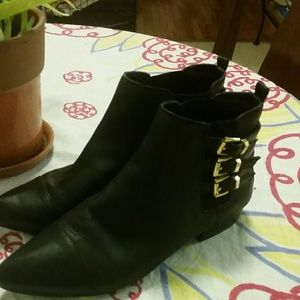 10 off today only! Vince Camuto Chelsea booties