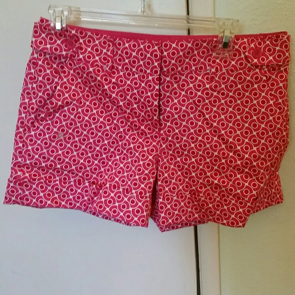 Pink patterned shorts