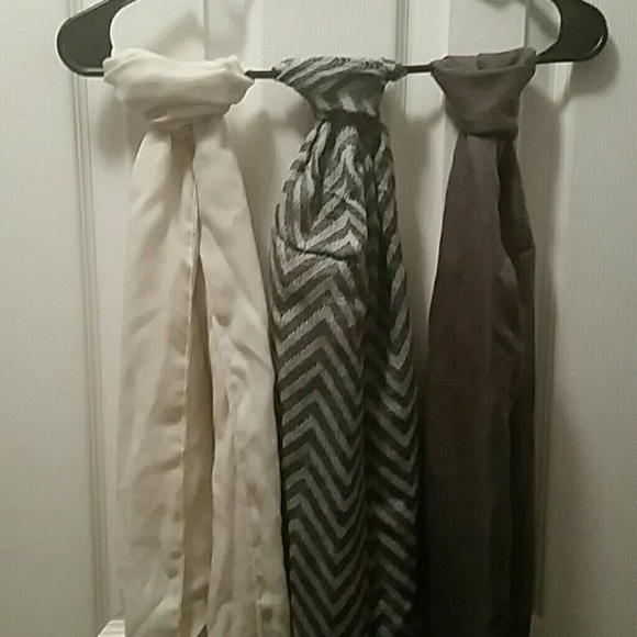 Infinity scarf bundle - Picture 1 of 4