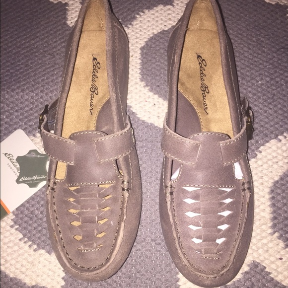Eddie Bauer moccasin driving shoes leather 7 NEW