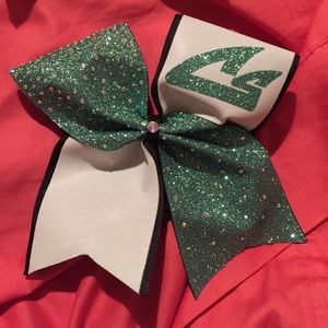 Cheer bow