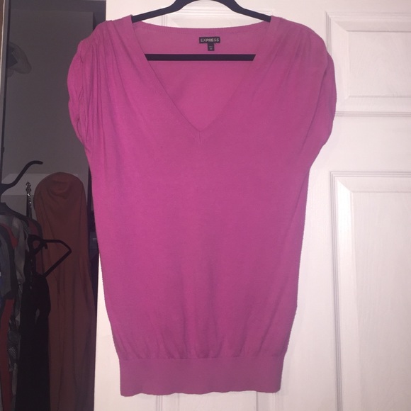 Short sleeve sweater