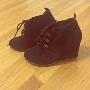 Steve Madden Tanngoo Wedge Booties