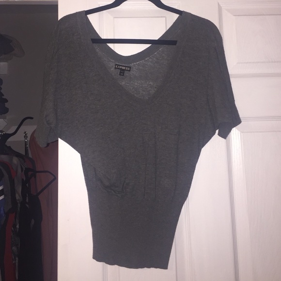 Gray short sleeve sweater