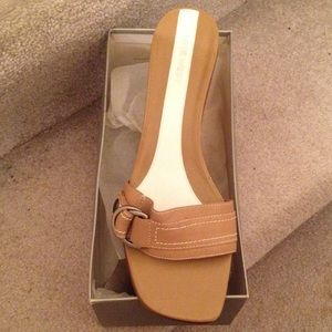 Thought I'd like the kitten heel, but I don't.