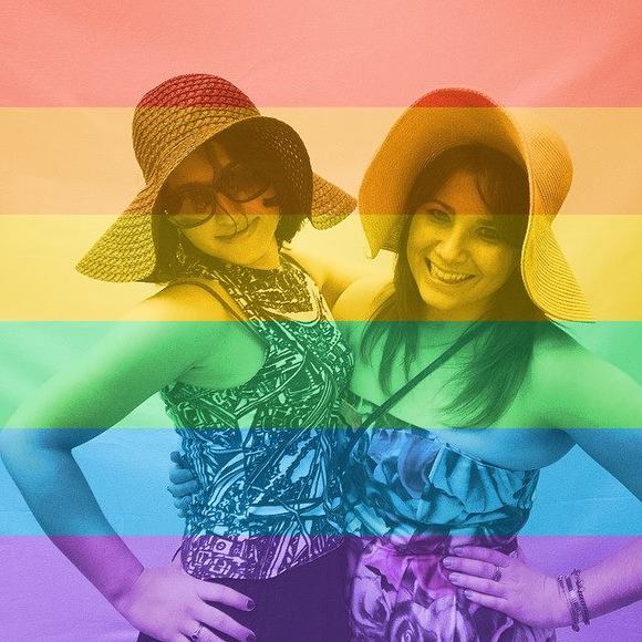 Meet your Posher, Alex - Picture 2 of 2